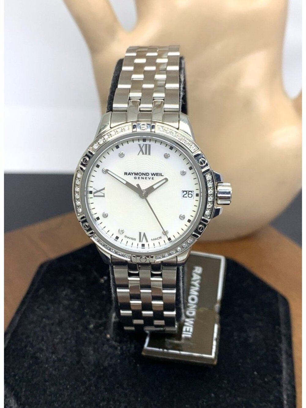 Raymond Weil Women's Watch 5960 Tango Diamond Swiss Quartz Mother of Pearl 30mm